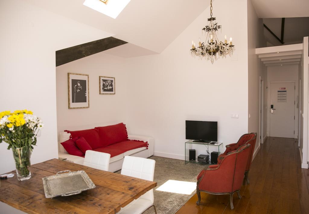 54 Santa Catarina Apartments * Lissabon