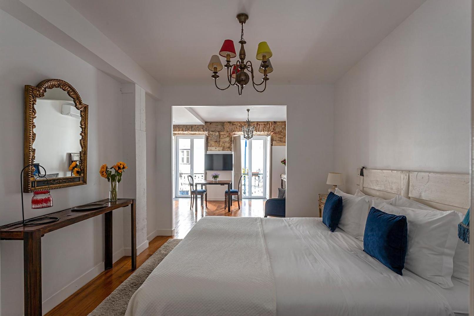 54 Santa Catarina Apartments Lissabon